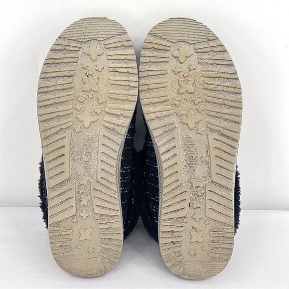 Hey Dude Britt Boucle Black Metallic Thread Fur Cuff Lined Ankle Boots Size 6 - Picture 5 of 11